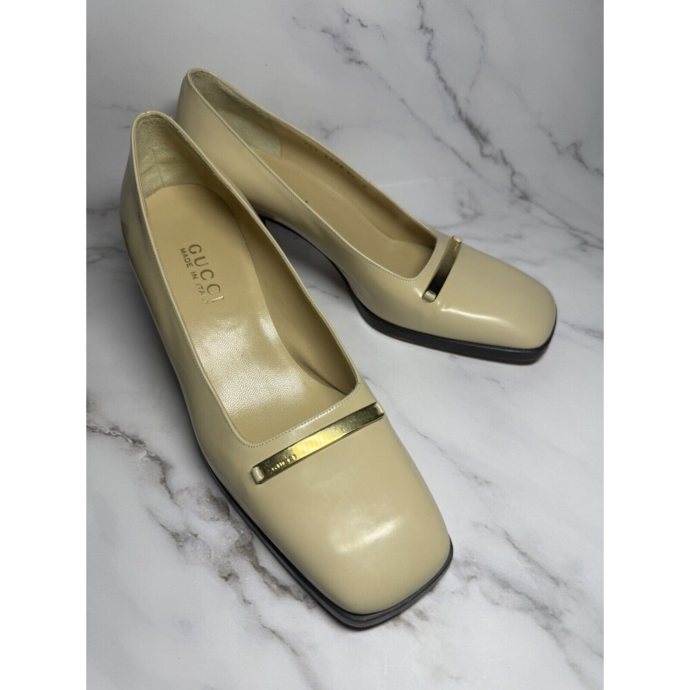 VTG Gucci Logo Pump Block Heels Shoes US Size 8.5 Beige Leather Square Toe EU 39